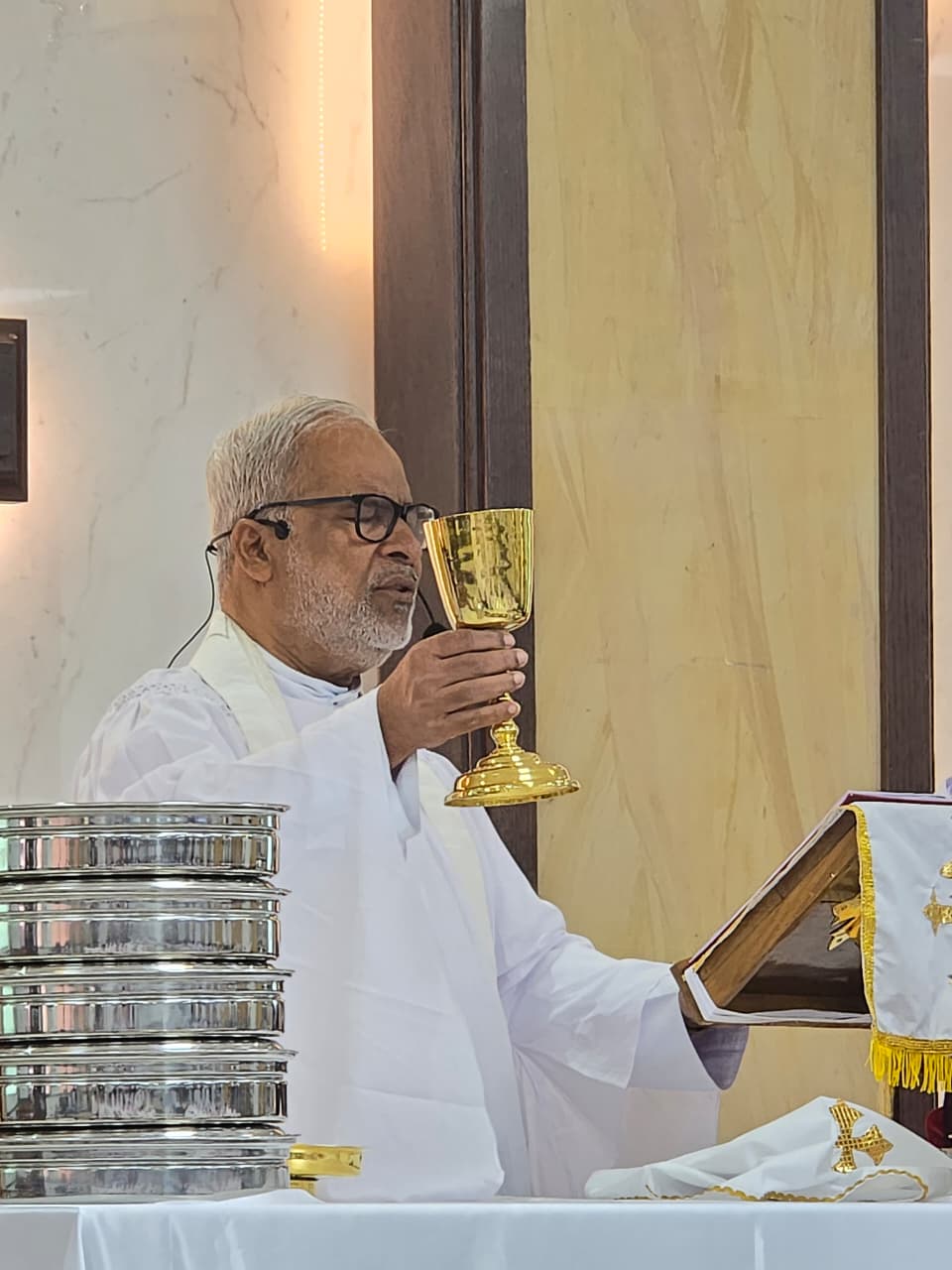 Farewell to Rev. Raju Jacob & Moly Kochamma